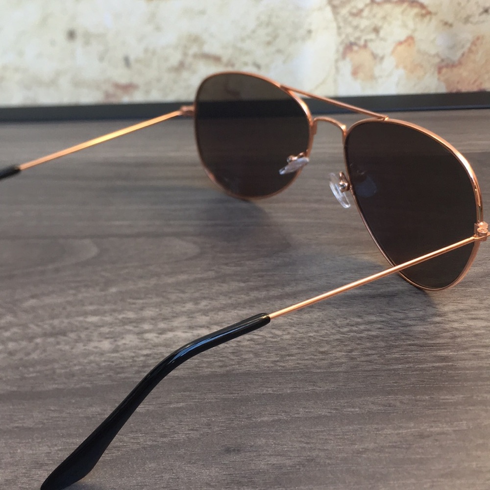 New Unisex Rose Gold Wire Frame Wardrobe Classic Aviator Sunglasses - Picture 5 of 6